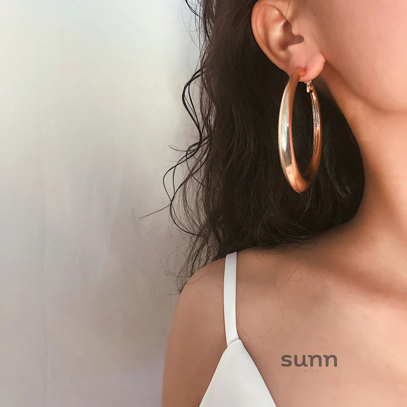 Jamyah Oval Hoop Earrings