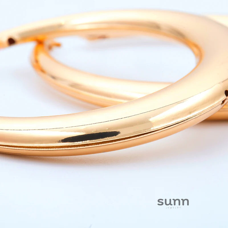 Jamyah Oval Hoop Earrings