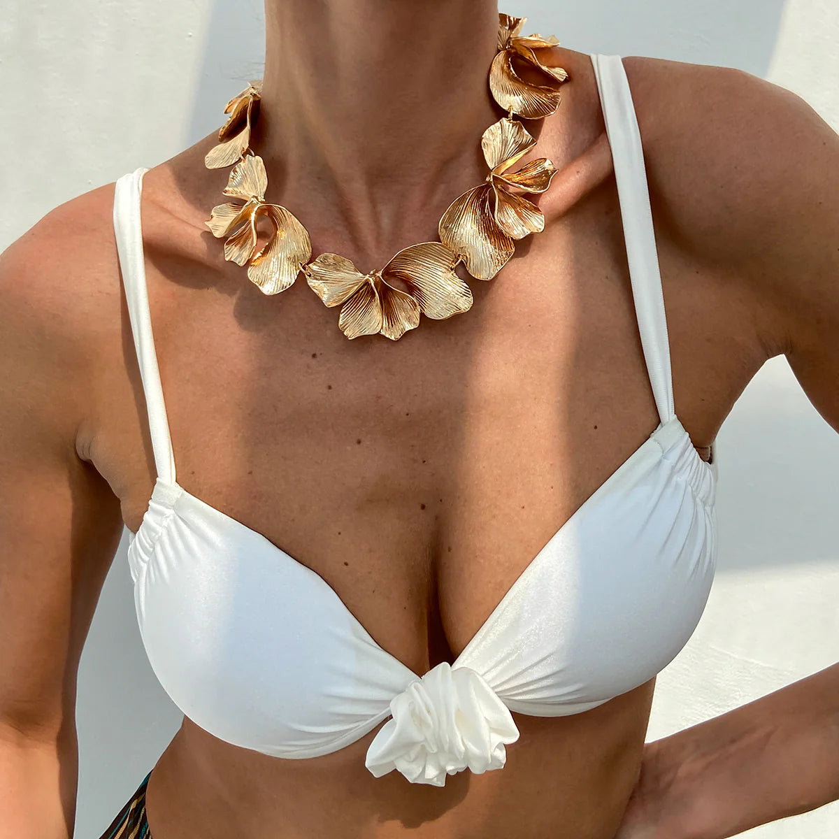 Jamyiah Metallic Petal Necklace