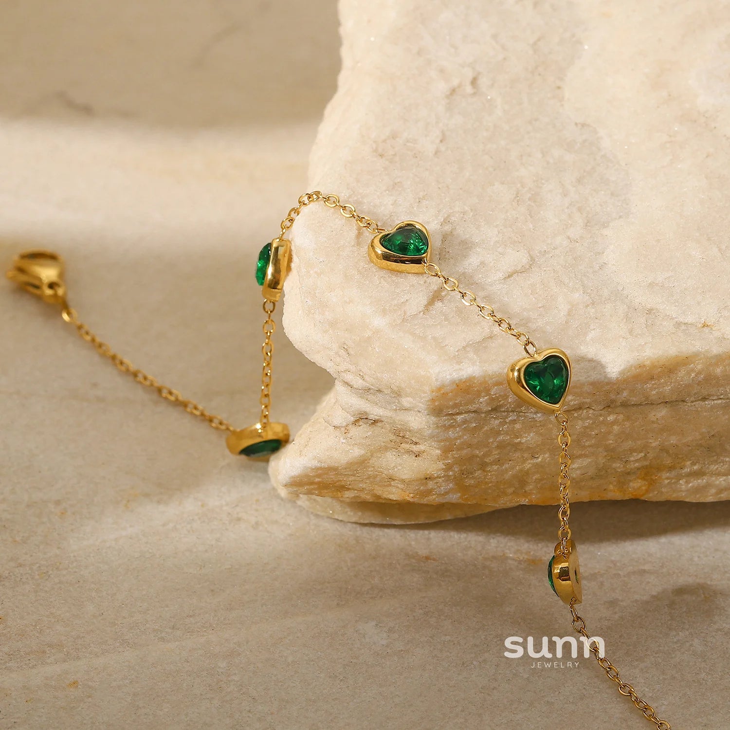 Janay Emerald Heart Bracelet