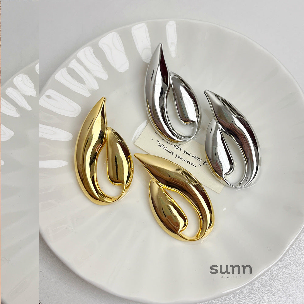 Janaya Sculptural Drop Earrings [ELHJW8RO]