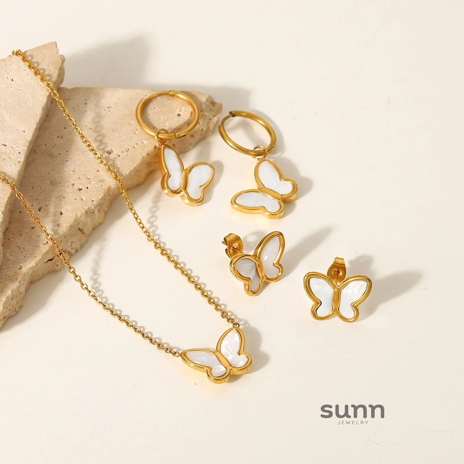 Janelle Butterfly Mother-of-Pearl Set