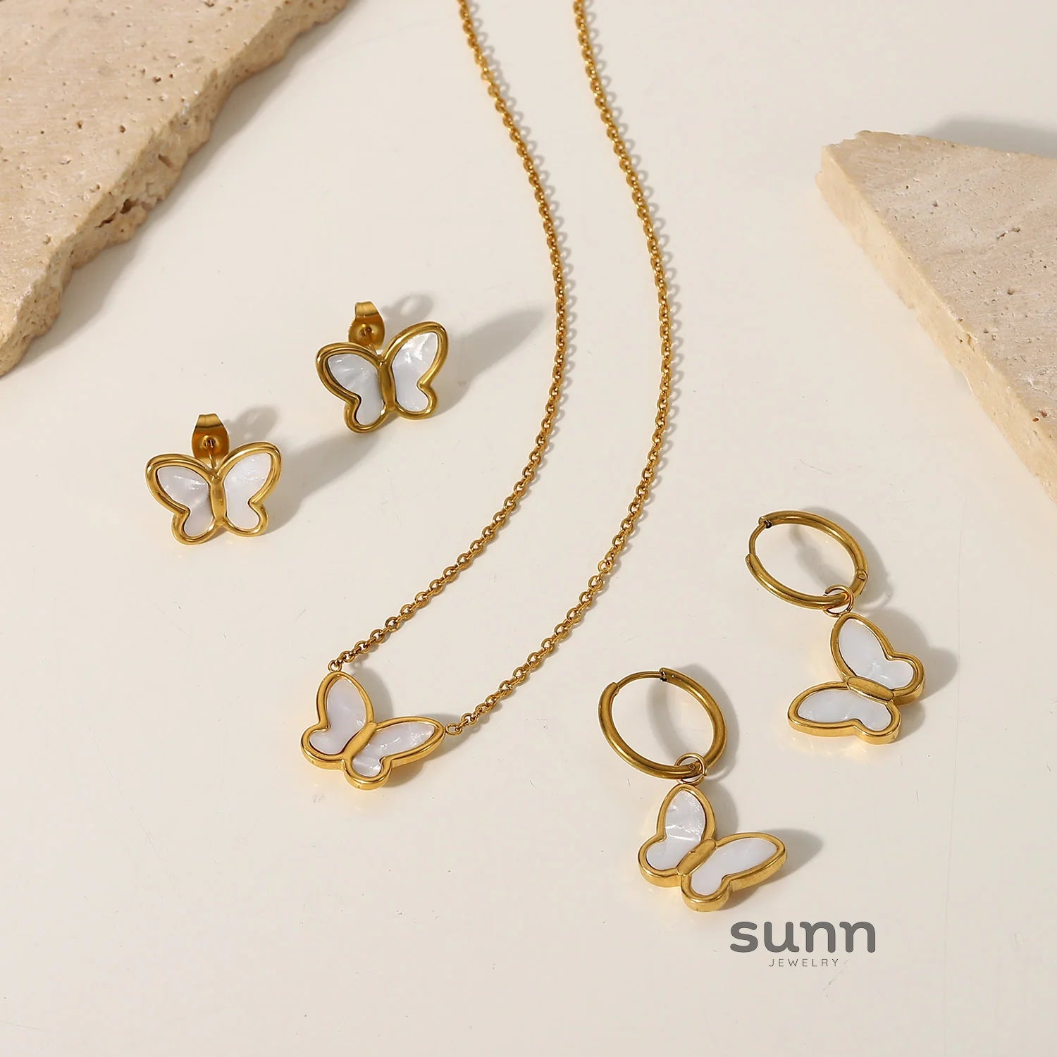 Janelle Butterfly Mother-of-Pearl Set