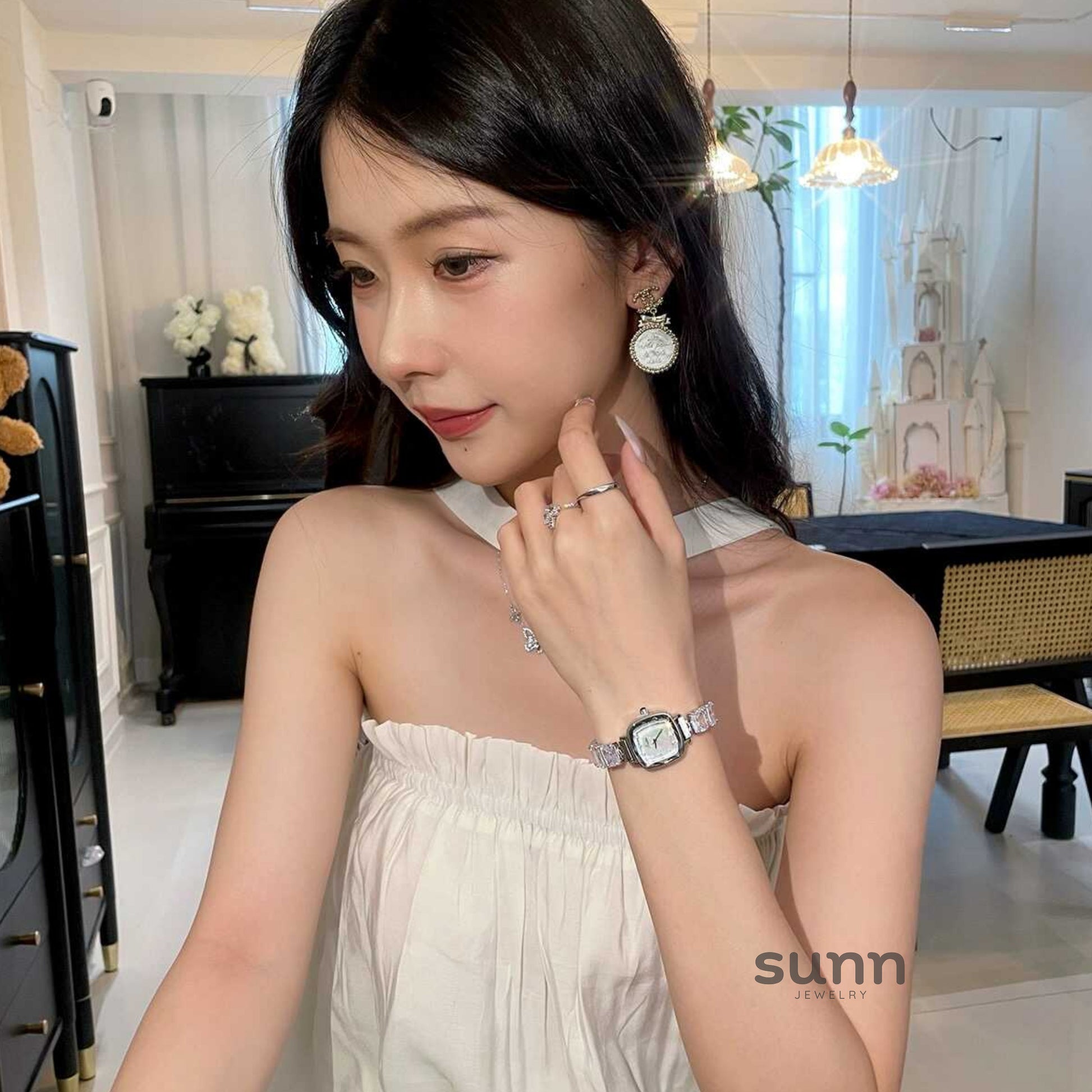 Janelly Square Bracelet Watch [BER2A7T9]