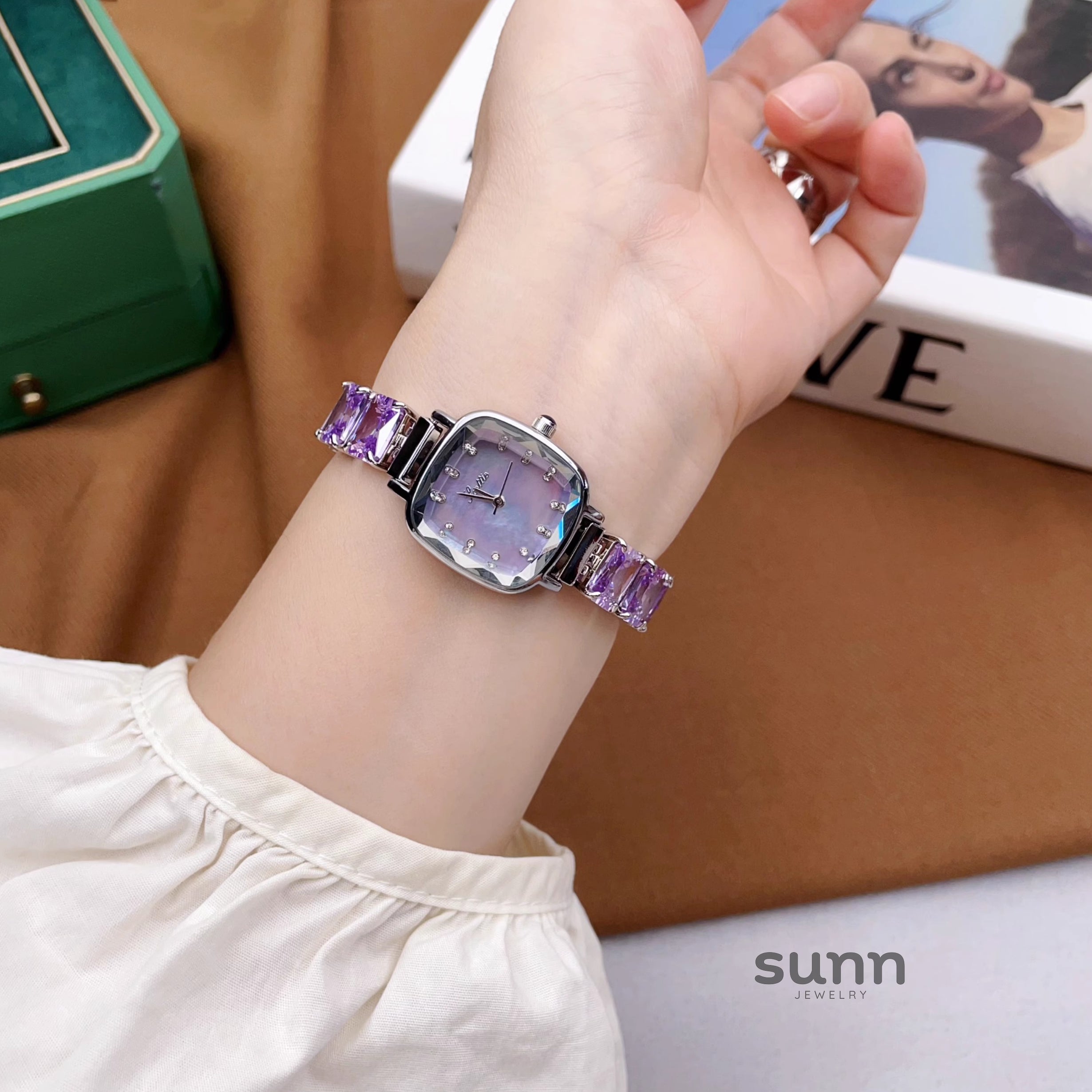 Janelly Square Bracelet Watch [OCR6Q50S]