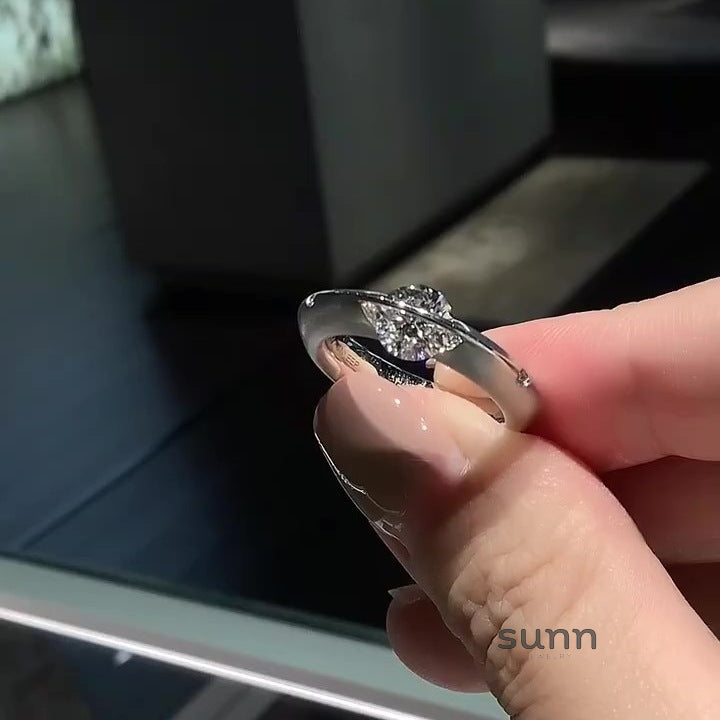 Janeth Celestial Spinner Ring [TO9T9TYG]
