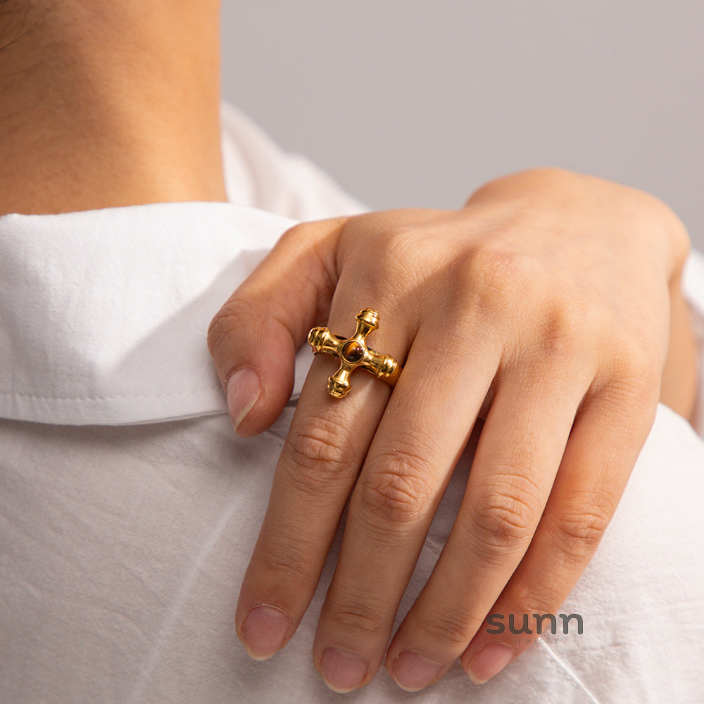 Jania Ins Gold Charm Necklace [KUXYL3OZ]
