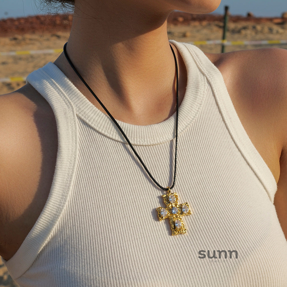 Jania Ins Gold Charm Necklace [KVLHFEWD]