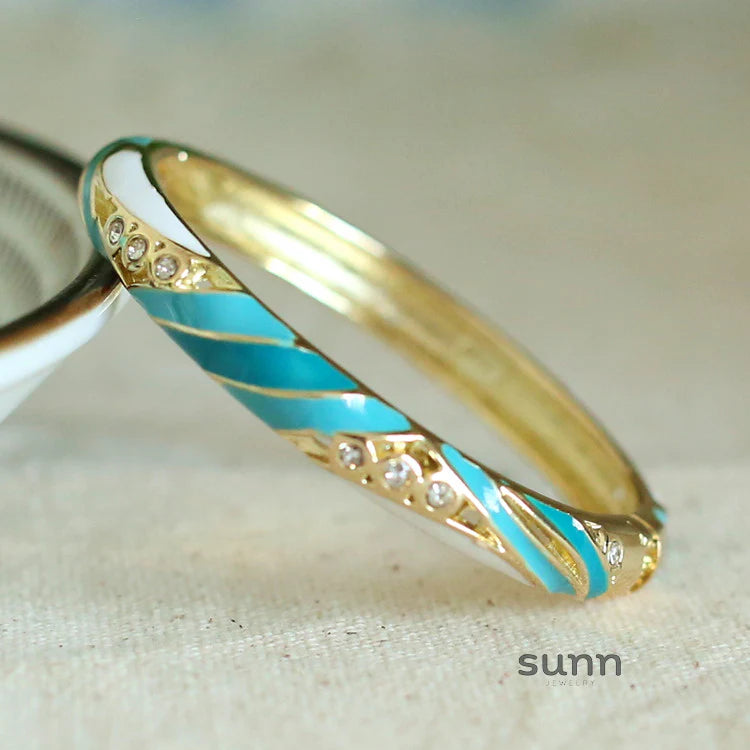 Janice Floral Enamel Bangle