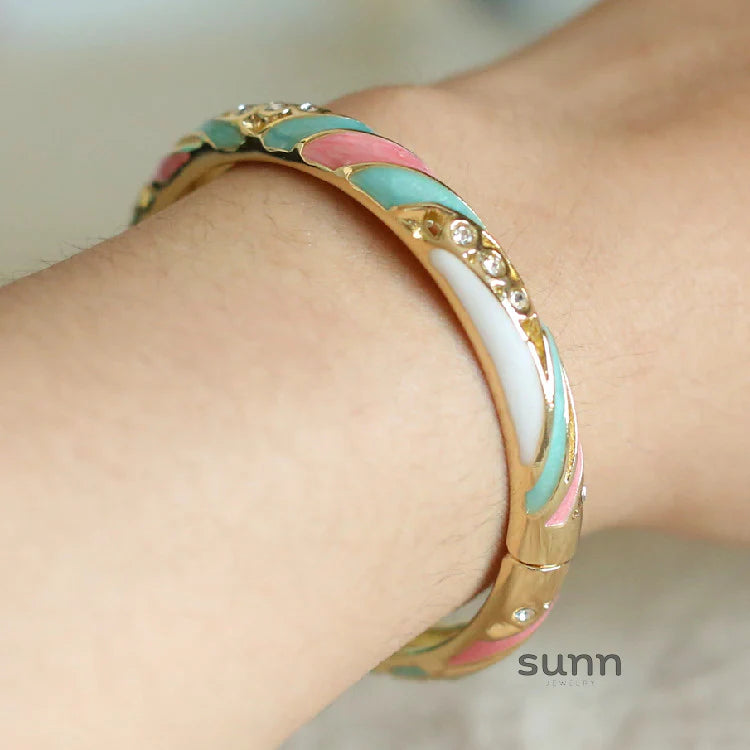 Janice Floral Enamel Bangle