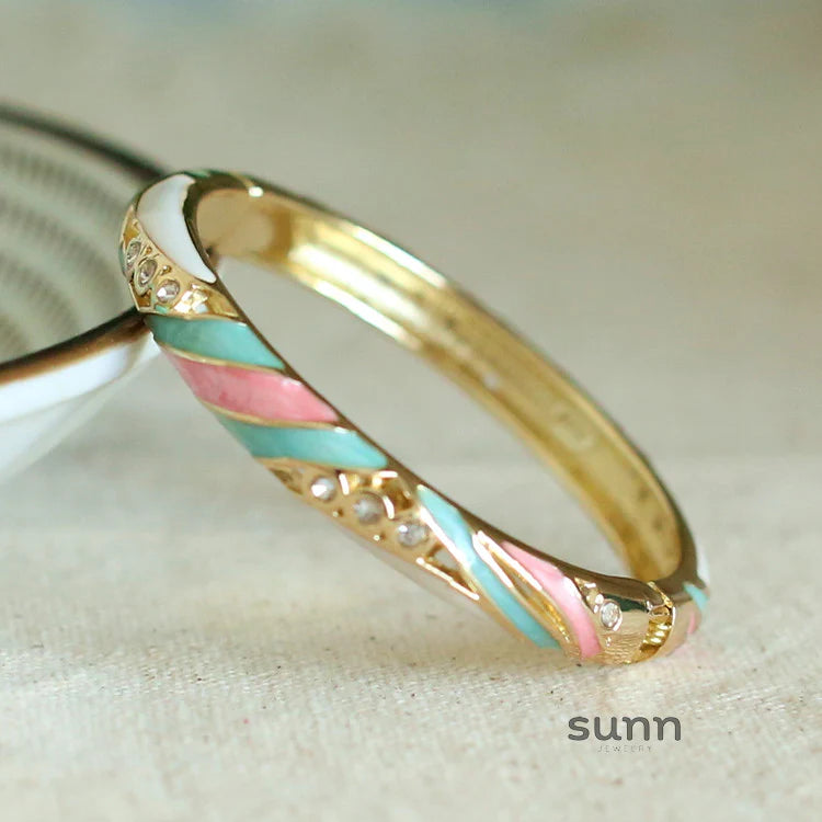 Janice Floral Enamel Bangle
