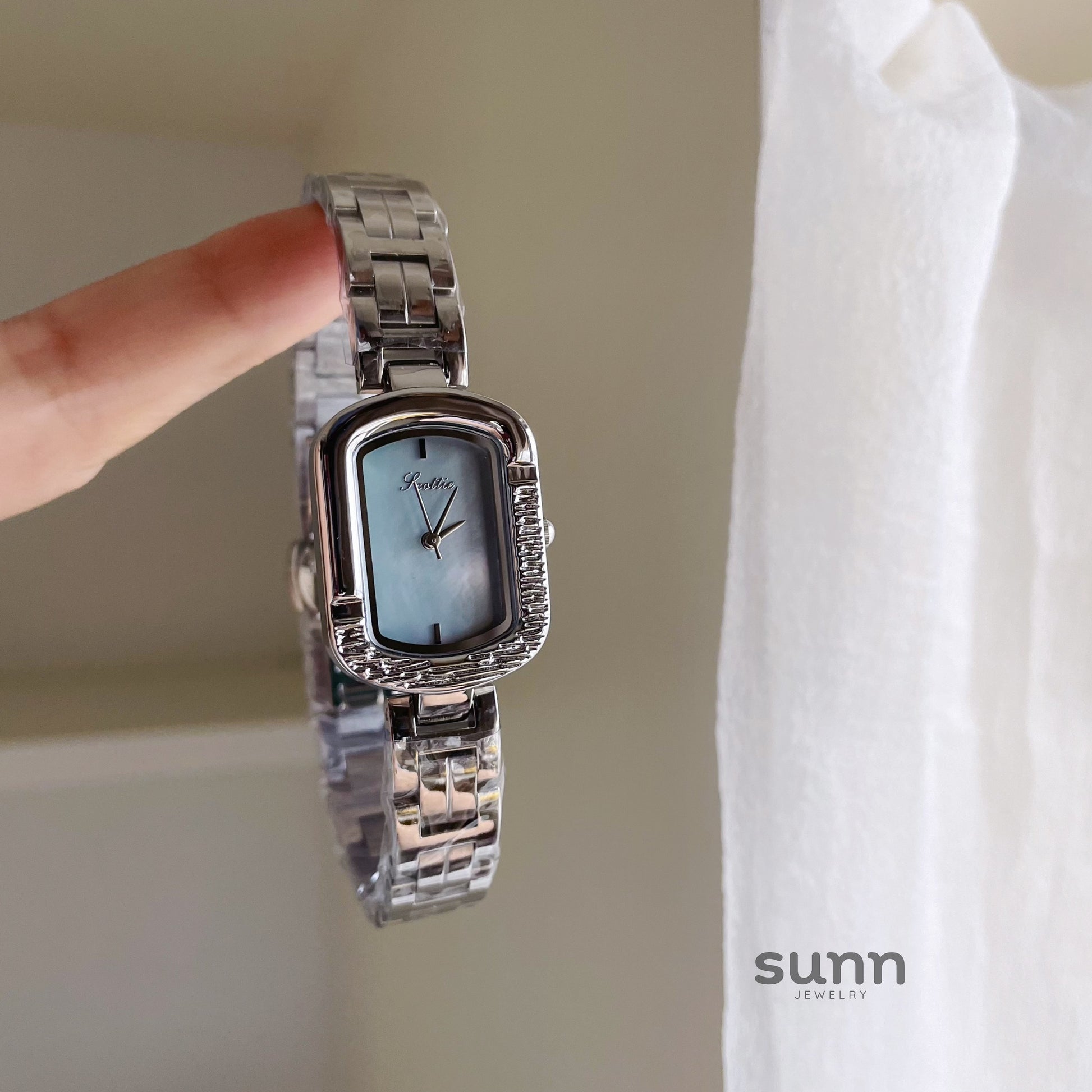 Janie Radiant Blue Watch [08TQ70VU]