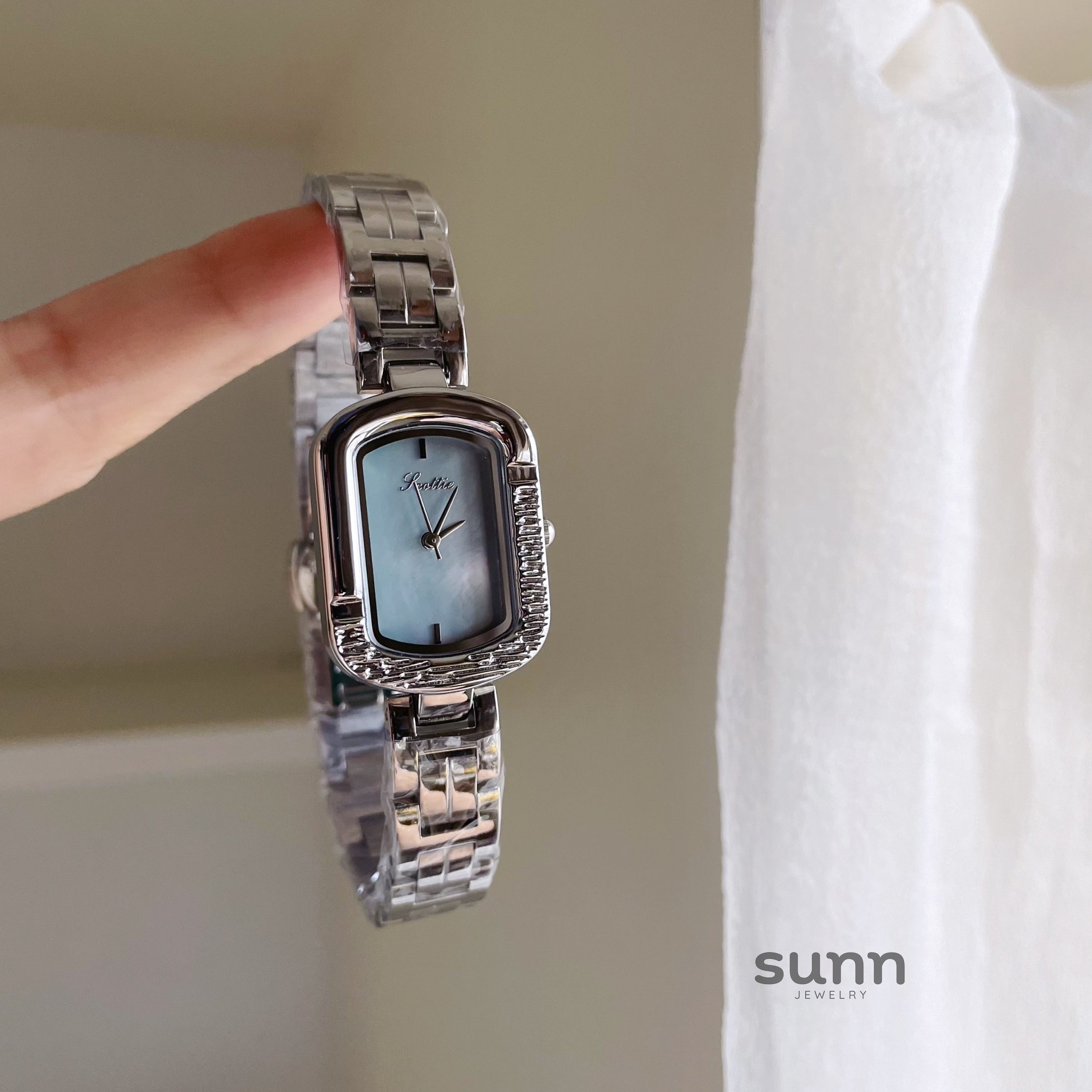 Janie Radiant Blue Watch [08TQ70VU]