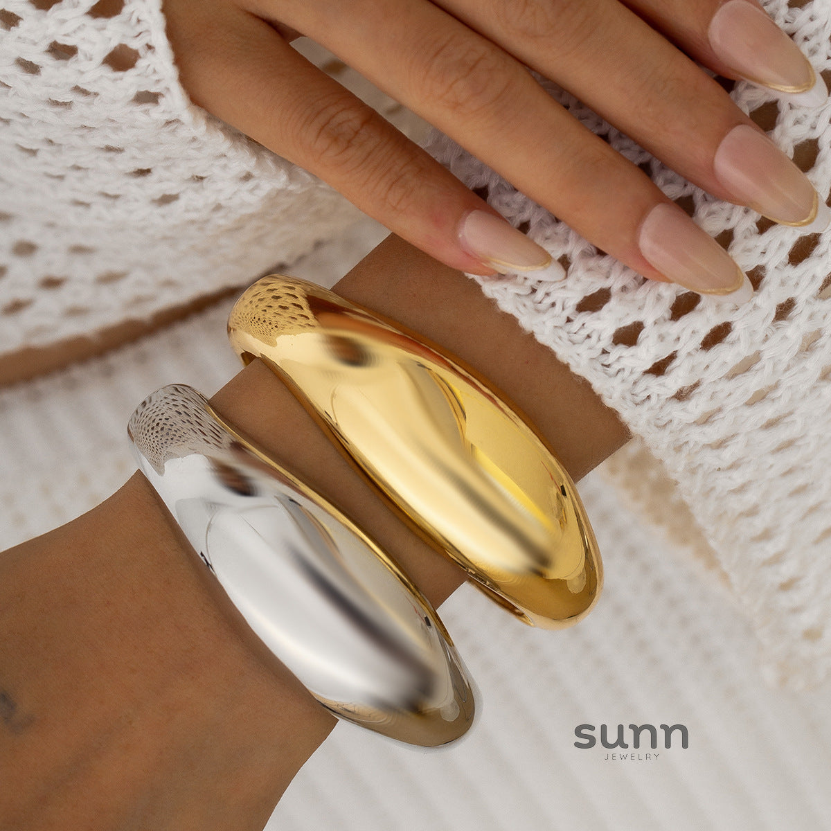 Janney Liquid Metal Cuff Bracelet [8YWDRBV3]