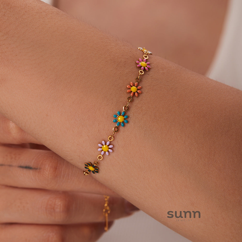 Janya Petite Daisy Chain Set [QCI6C1CF]