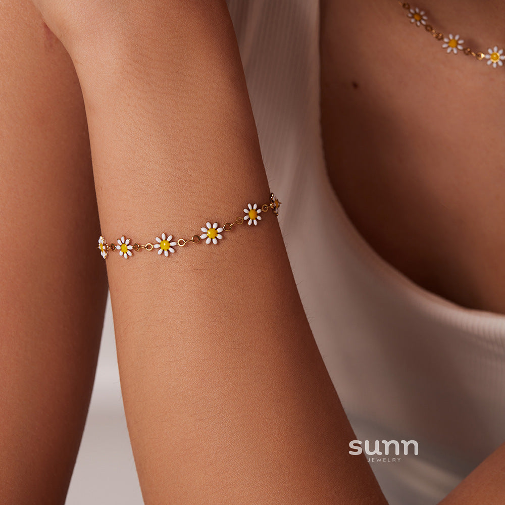 Janya Petite Daisy Chain Set [BXCQUKLK]