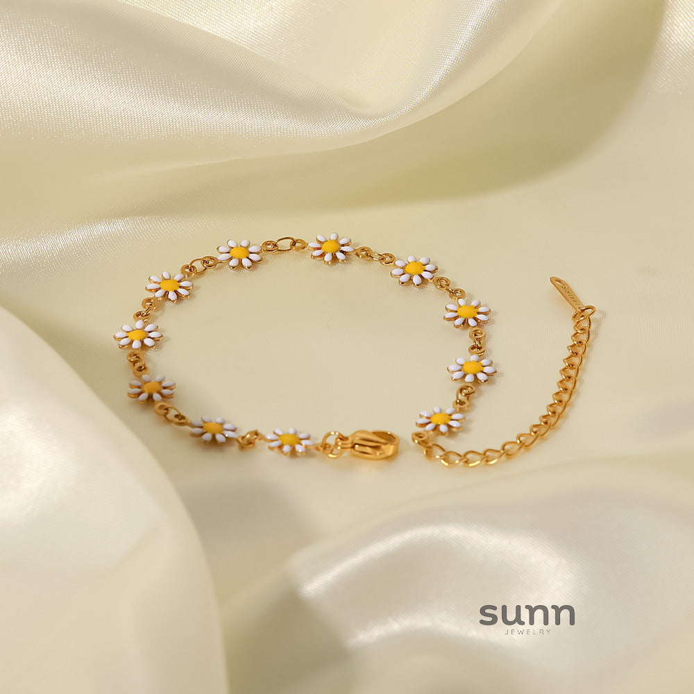 Janya Petite Daisy Chain Set [SZQCELRN]