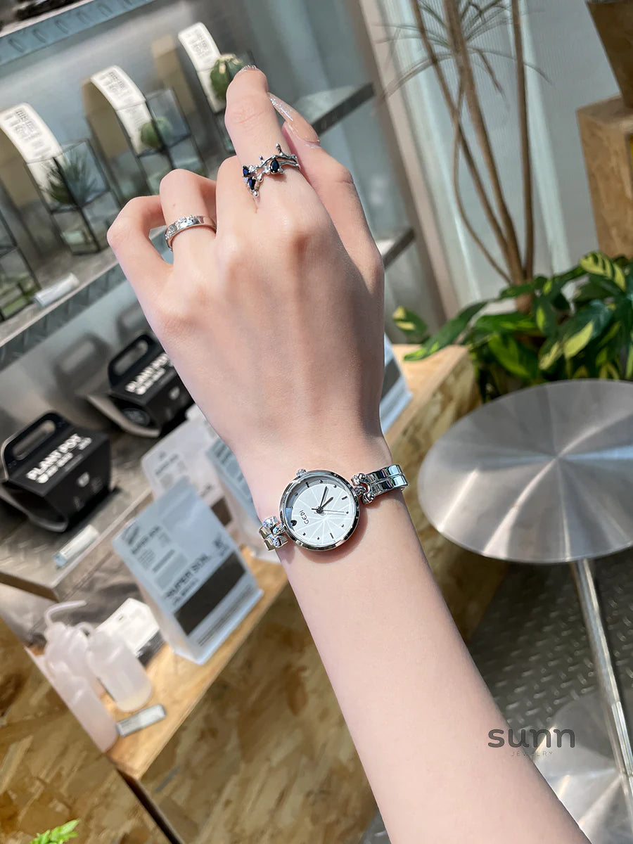 Janylah Elegant Bracelet Quartz Watch