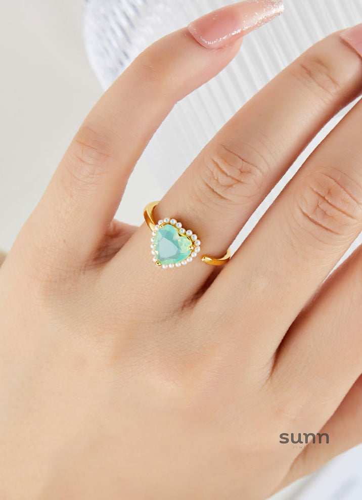 Jaquelin Green Heart Open Ring [JPELX1IN]