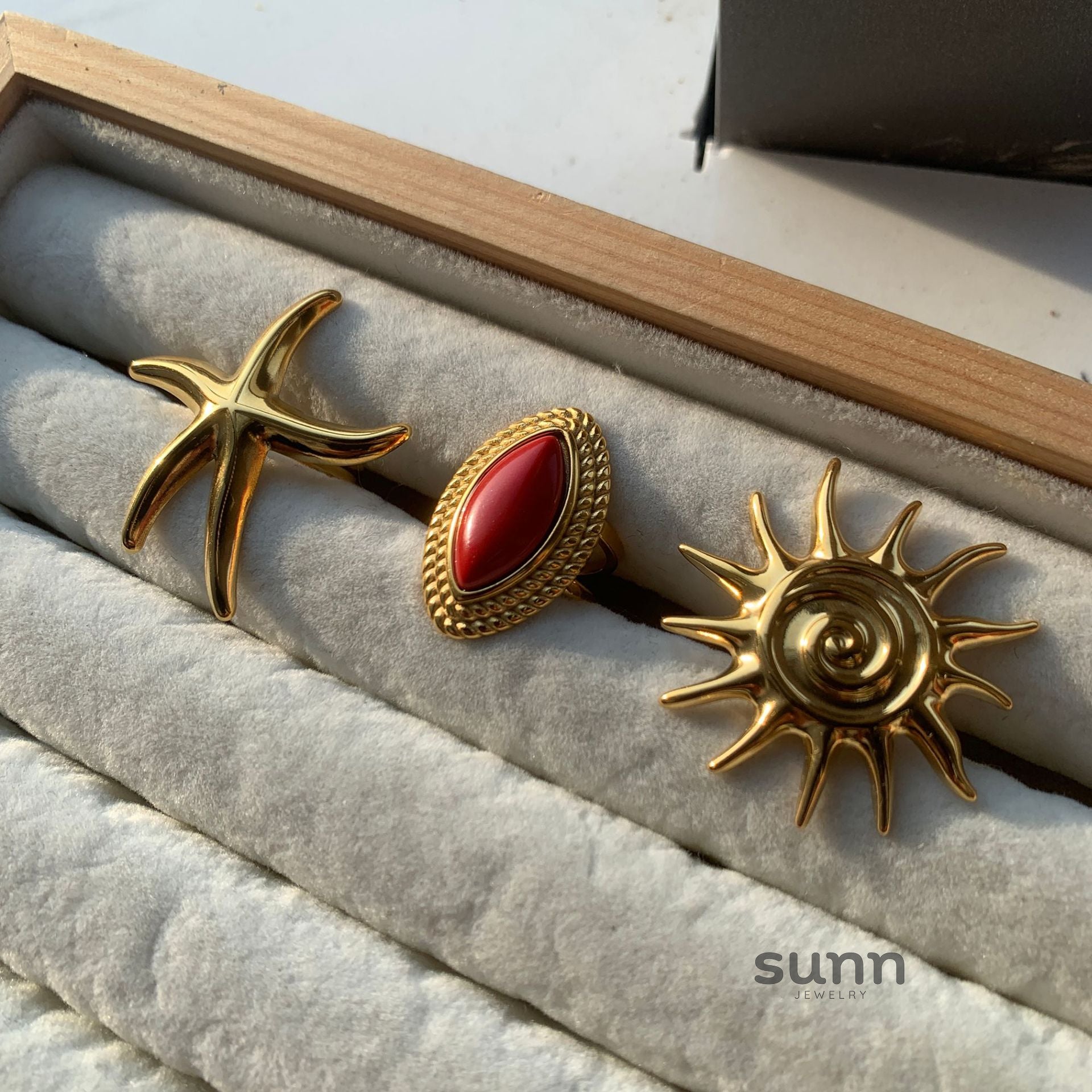 Jaretzi Red Agate Ring Set [9J0J9WBZ]
