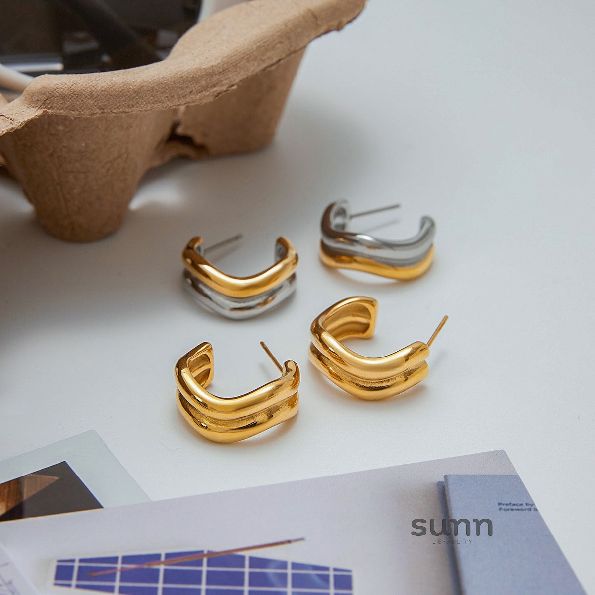 Jayani Geometric Hoop Earrings [CY76DEXW]