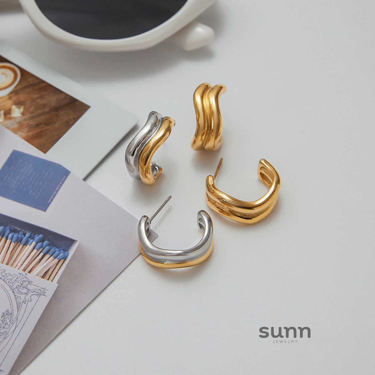 Jayani Geometric Hoop Earrings [ZG81KH5W]