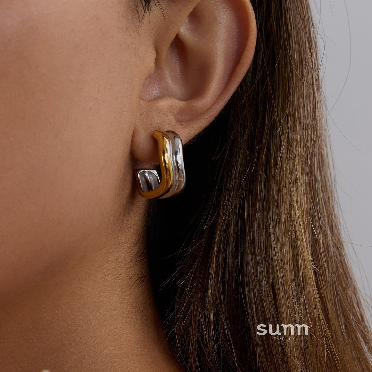 Jayani Geometric Hoop Earrings [XI4INPEX]