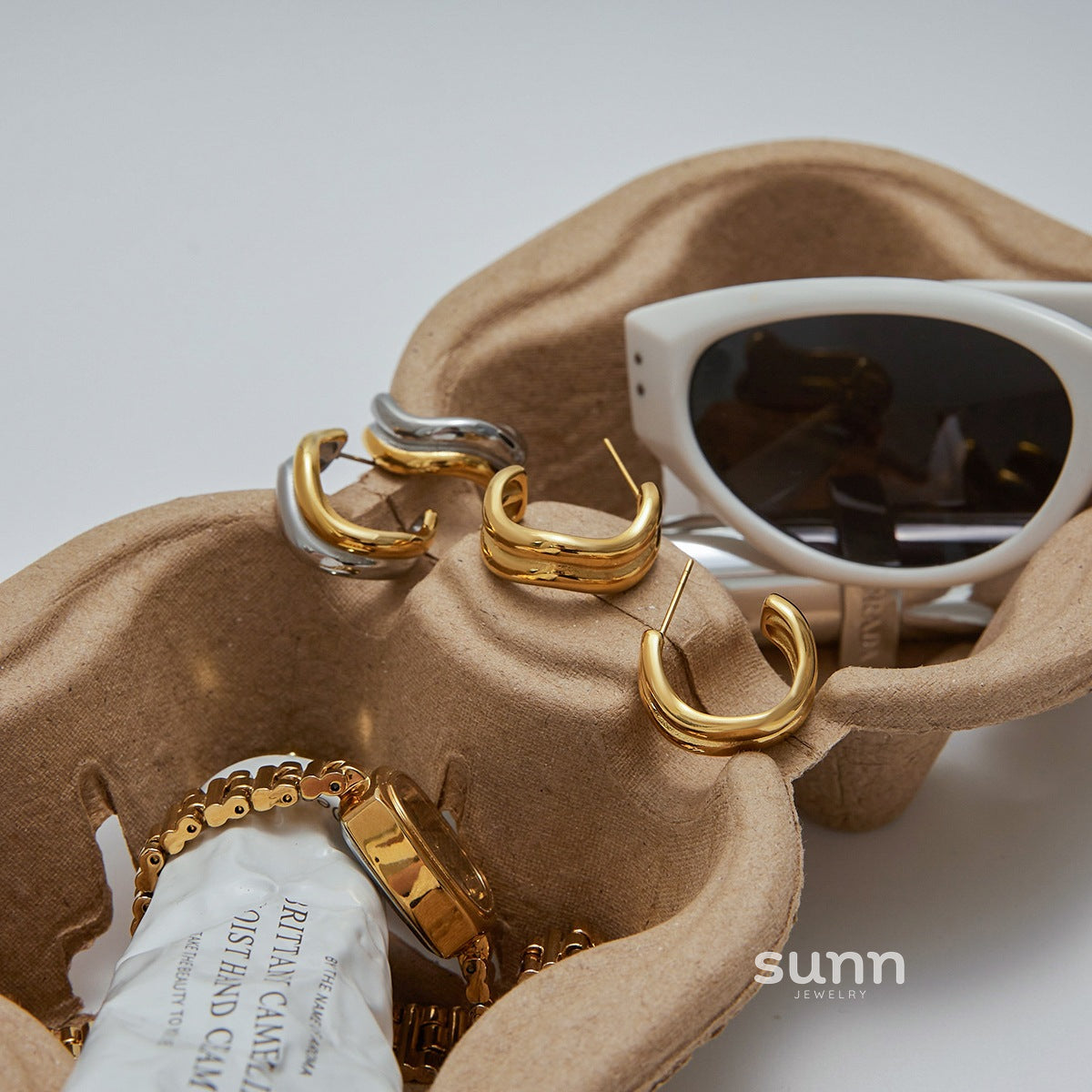 Jayani Geometric Hoop Earrings [D7Q1O5RY]