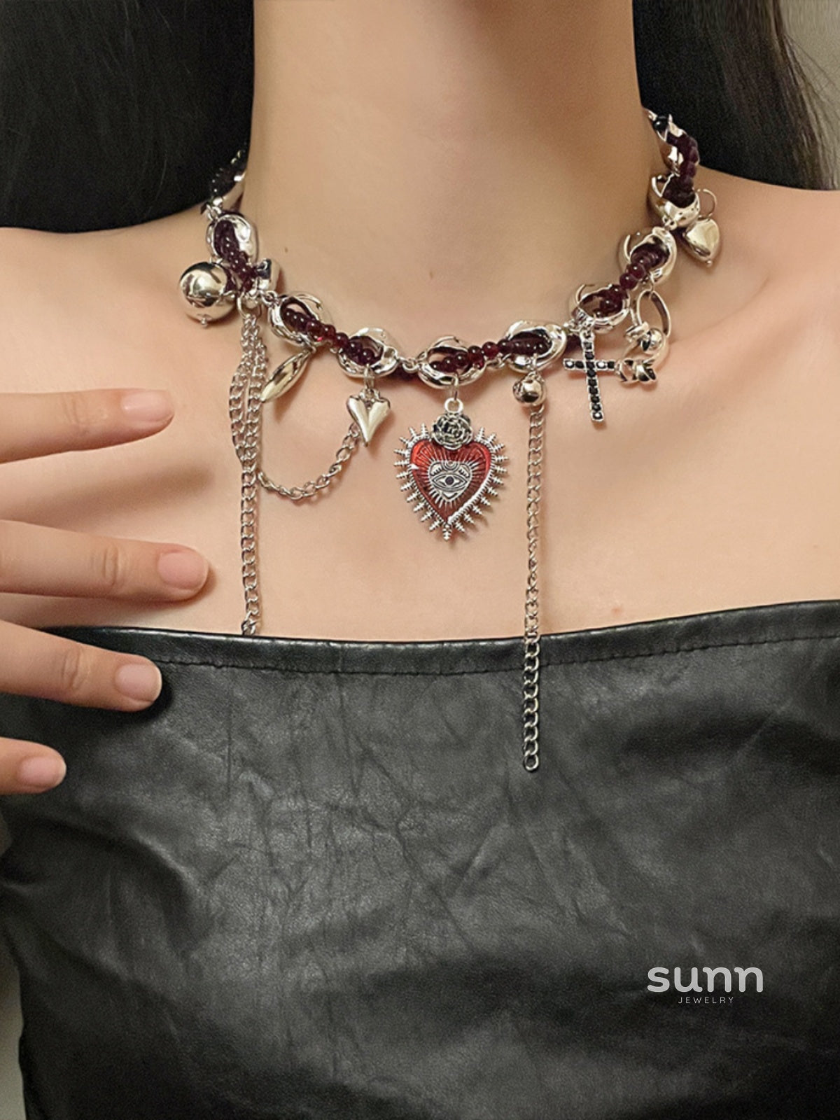 Jayani Layered Heart Tassel Necklace [X52MAP2X]