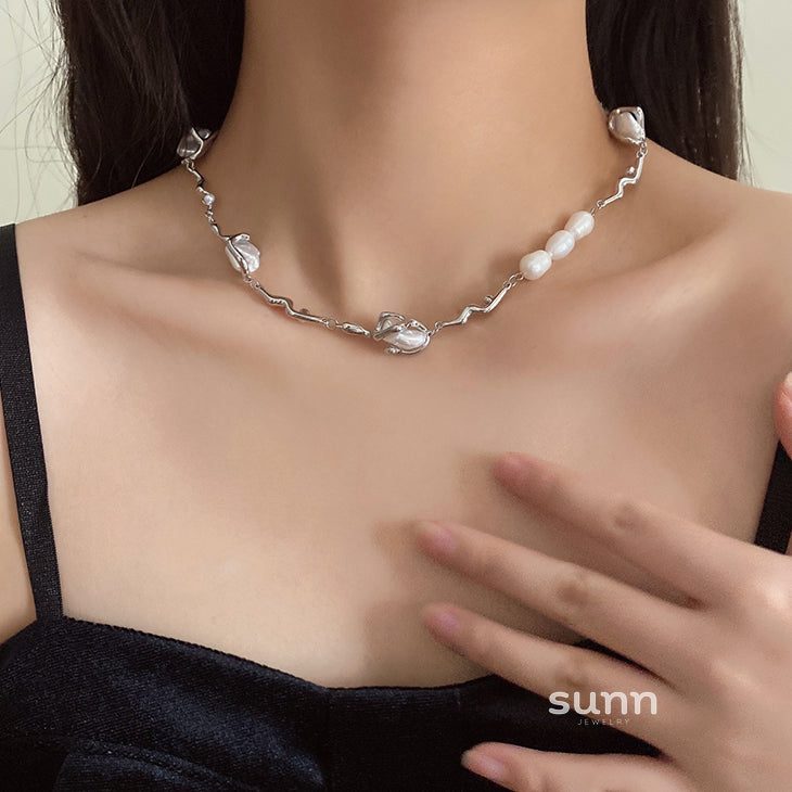 Jayci Baroque Heart Choker [64F1KMDF]