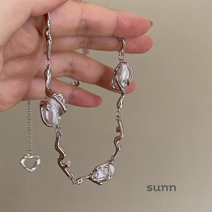 Jayci Baroque Heart Choker [D8J23IO0]