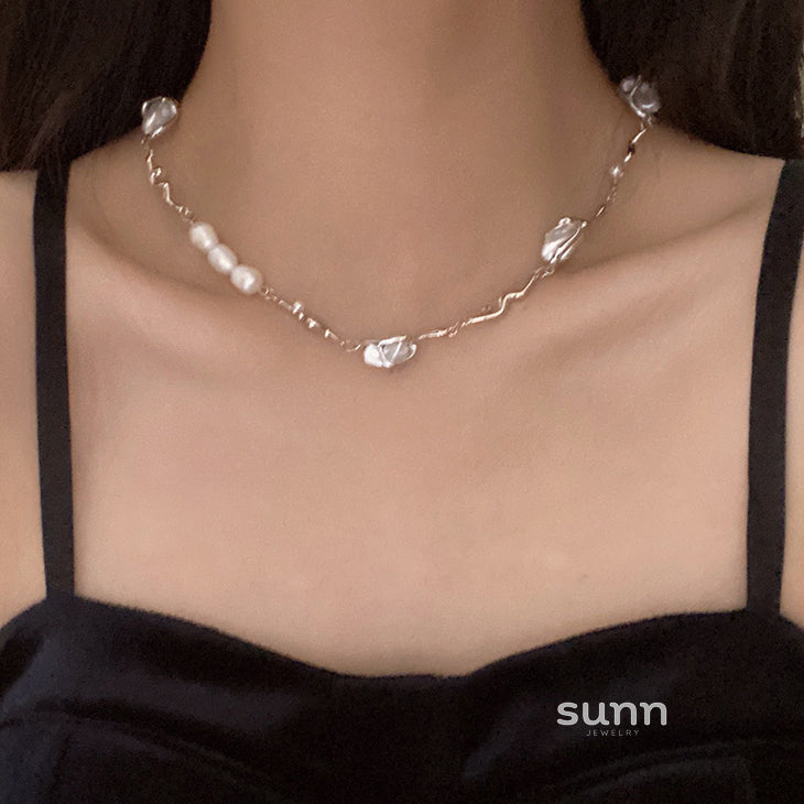 Jayci Baroque Heart Choker [3SHK9TX2]