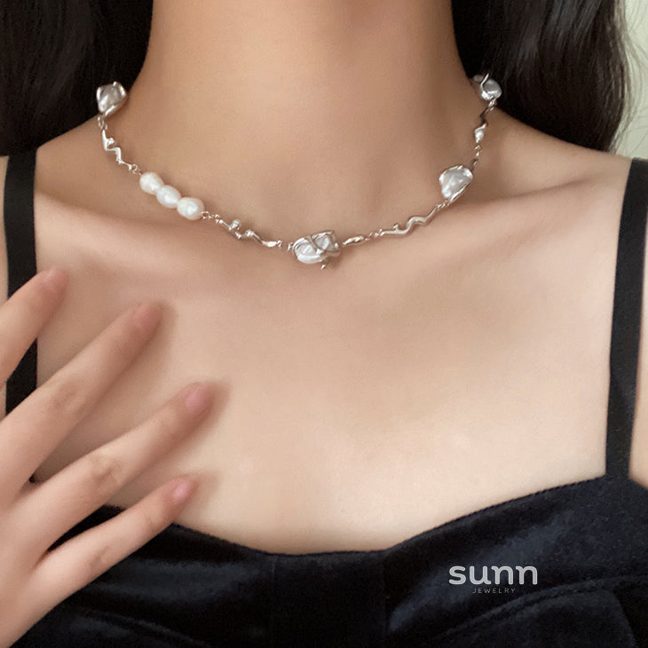 Jayci Baroque Heart Choker [YYJKAJGW]