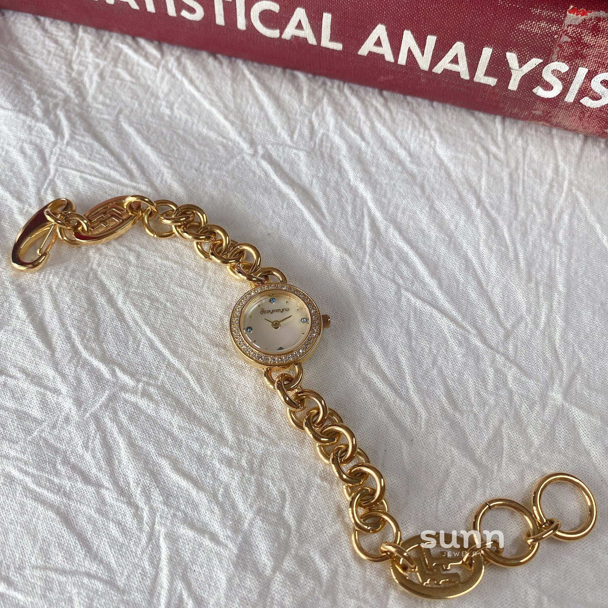 Jayda Dainty Shell Dial Watch