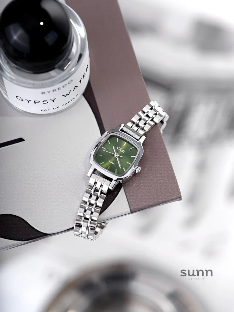 Jaylanie Elegant Square Watch