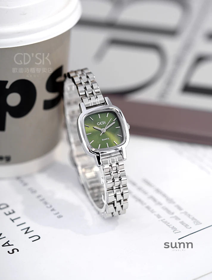 Jaylanie Elegant Square Watch