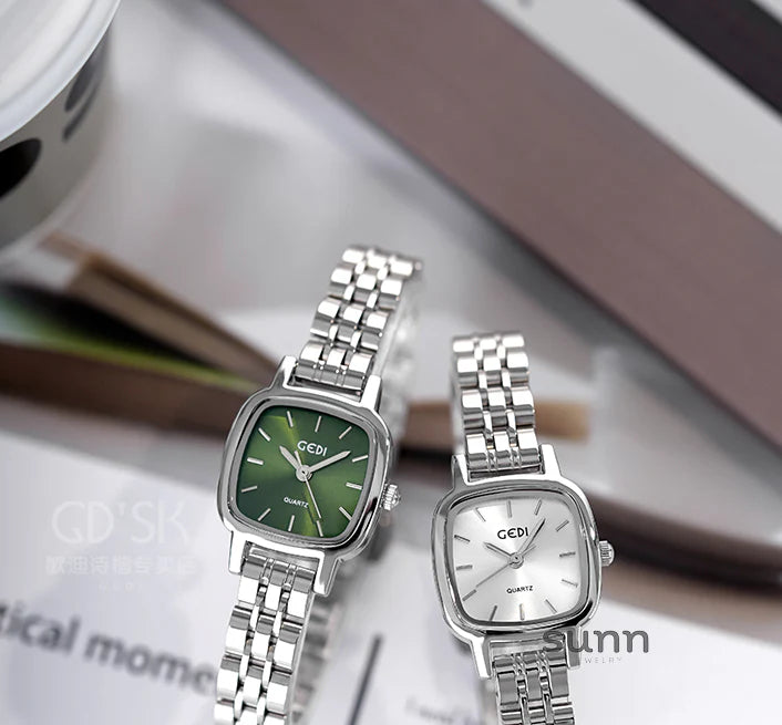 Jaylanie Elegant Square Watch