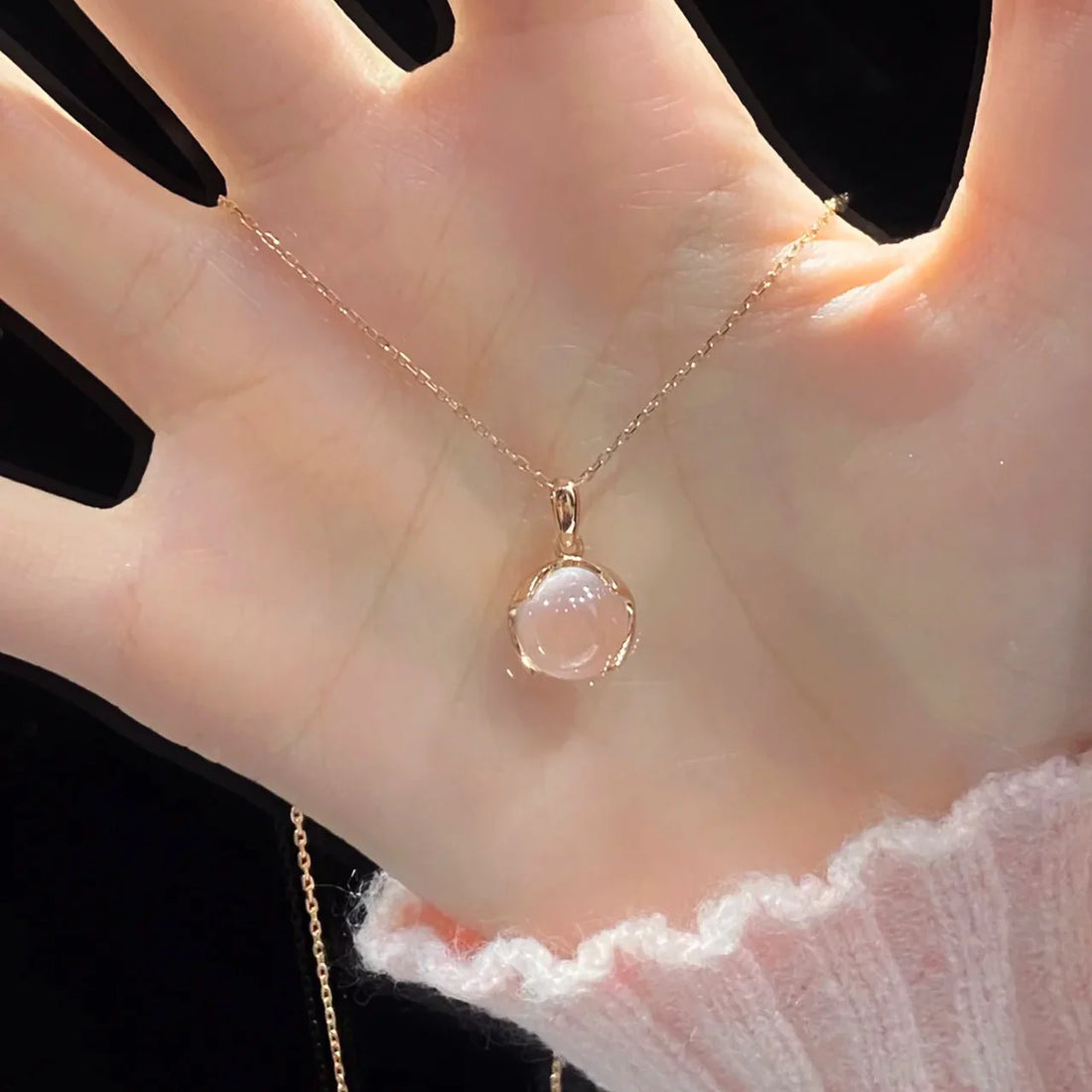 Jayleen Crystal Pendant Necklace