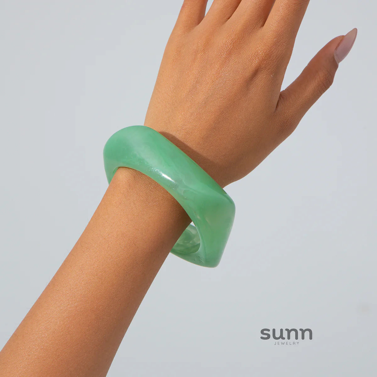 Jayleen Irregular Resin Bangle