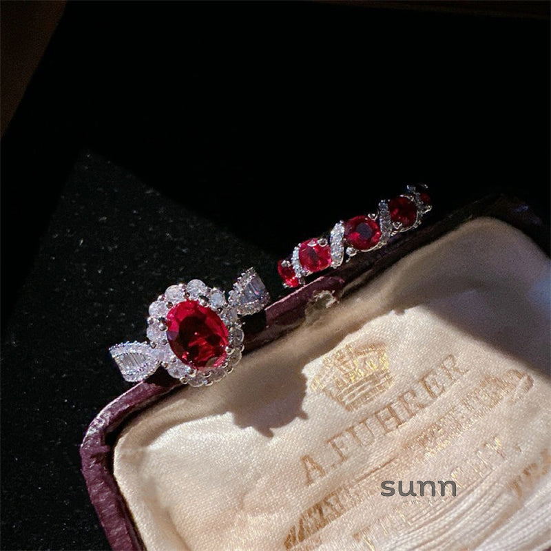 Jaylin Pomegranate Zircon Ring [86EW7LNQ]