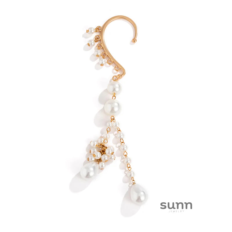 Jaylinn Draped Pearl Ear Cuff
