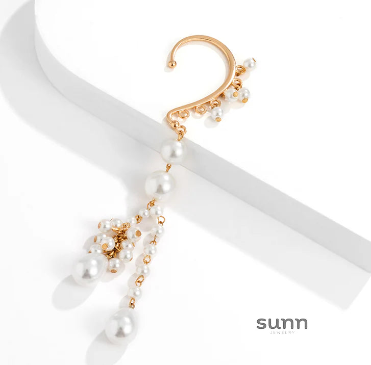 Jaylinn Draped Pearl Ear Cuff