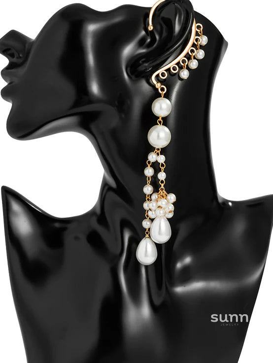 Jaylinn Draped Pearl Ear Cuff