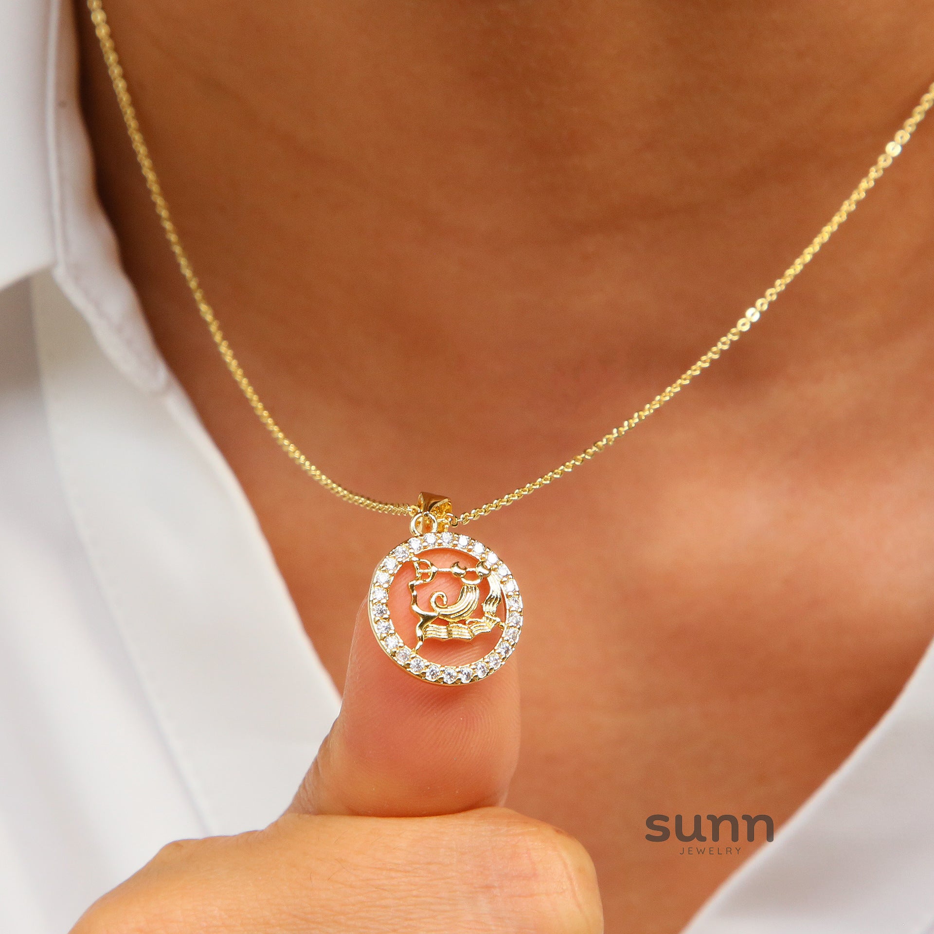 Jaylinn Zodiac Disc Necklace [UGJAAN6P]