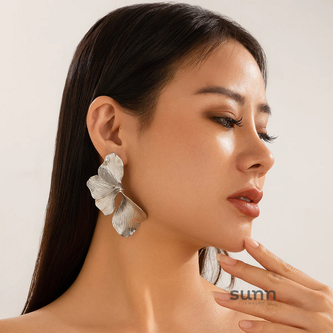 Jayme Pleated Petal Earrings