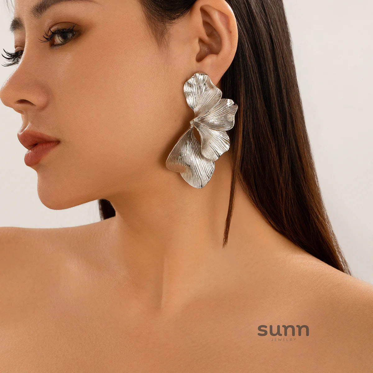 Jayme Pleated Petal Earrings