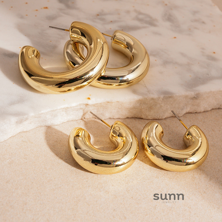 Jaymie Sculpted Gold Hoops [I2DKBLYX]