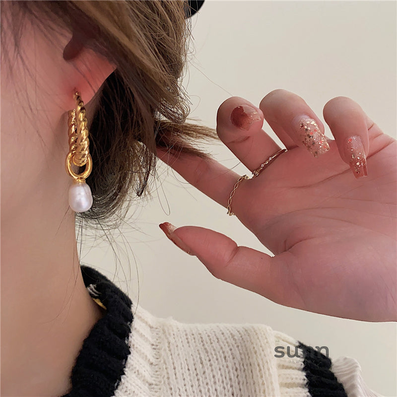 Jazaria Baroque Pearl Drop Earrings [C4ONB6SE]