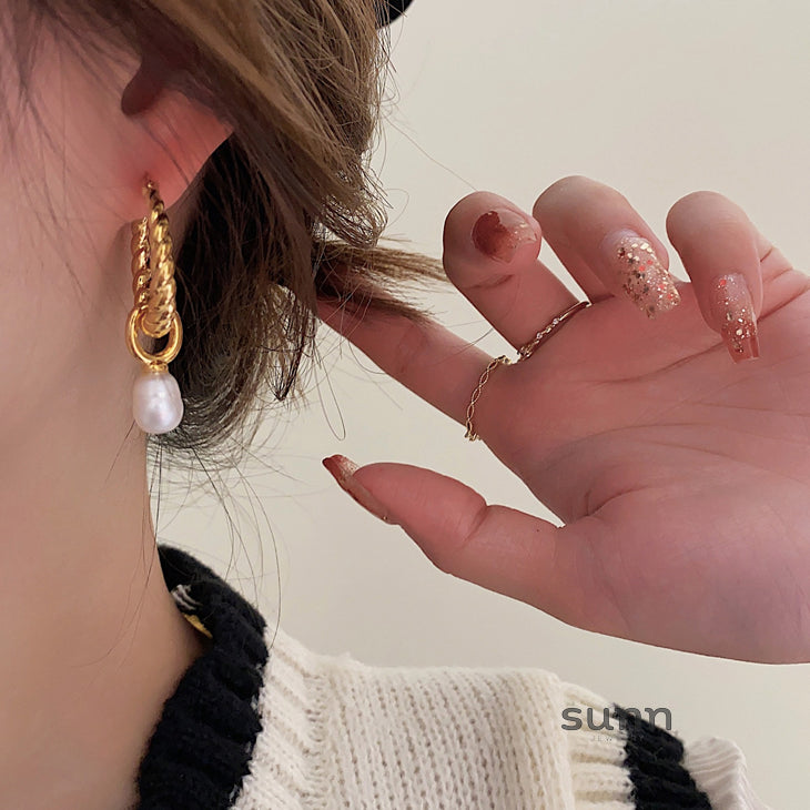 Jazaria Baroque Pearl Drop Earrings [00LQ1U3Y]