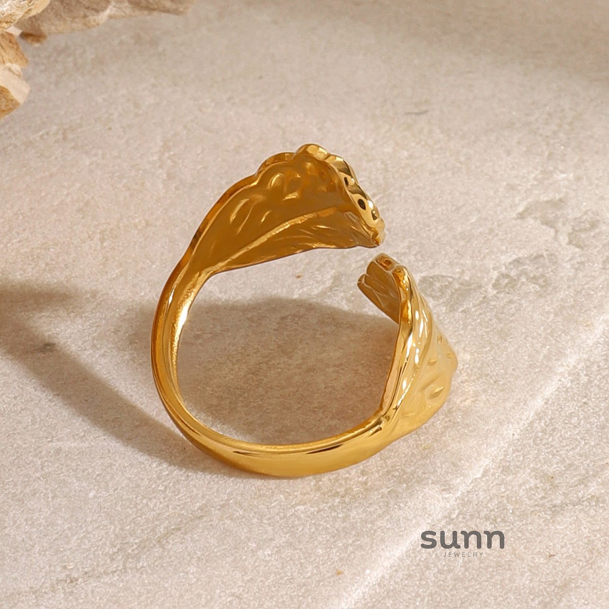 Jazmine Delicate Leaf Ring [WPBQ8A3V]